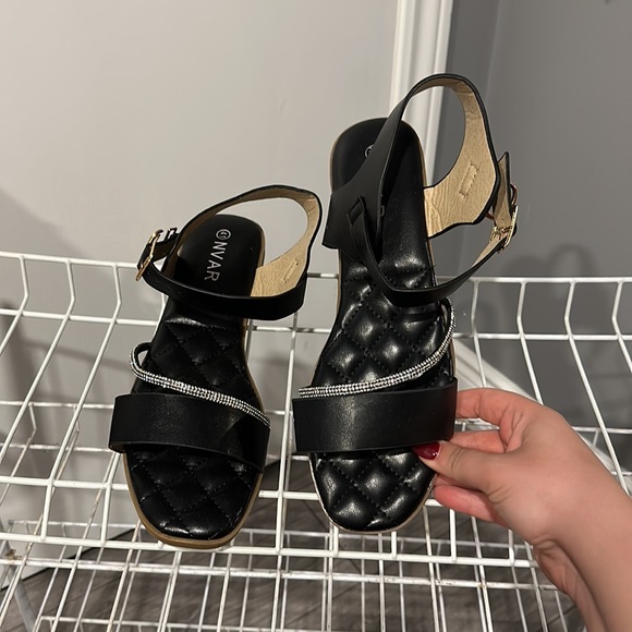 Black Strappy Flat Sandals with Hook Closure - Picture 2 of 5